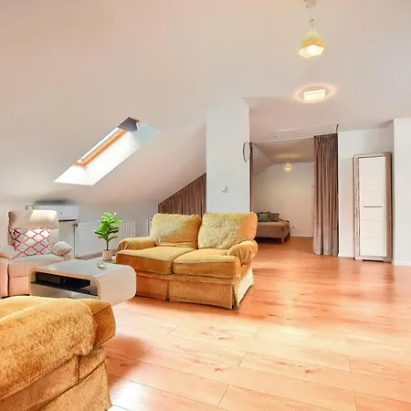 Arpiona Dom Nad Jeziorem Z Jacuzzi, Sauna I Placem Zabaw Vila