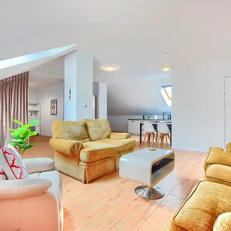 Vila Arpiona Dom Nad Jeziorem Z Jacuzzi, Sauna I Placem Zabaw *